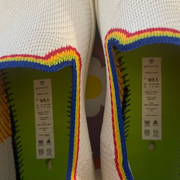Rainbow Rothy’s rainbow 🌈 👟 - Picture 5 of 9